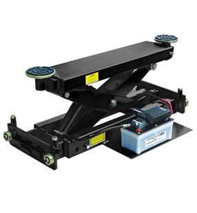 Домкрат  пневмогидрравлический,грузоподъемность 3.5 т.