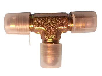 Соединительный тройник шлангов