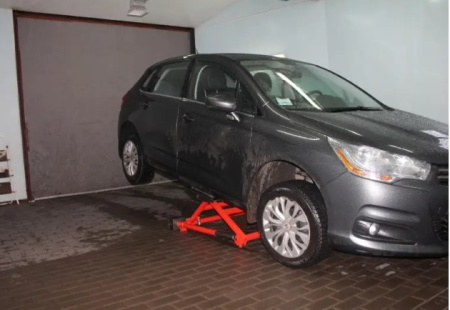 Мобильный ножничный подъемник 2т