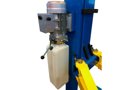 Подъемник автомобильный 2-х стоечный 4т с нижней синхронизацией 208 220V PEAK