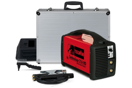 Technology 216 HD - Зварювальний апарат з аксесуарами в пластиковому кейсі    816206