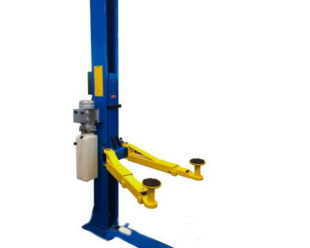 Подъемник автомобильный 2-х стоечный 4т с нижней синхронизацией 208 380V PEAK