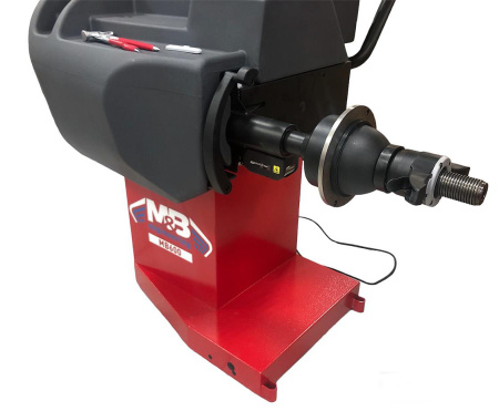 Балансировочный станок Автомат 220V M&B Engineering MB600 XL