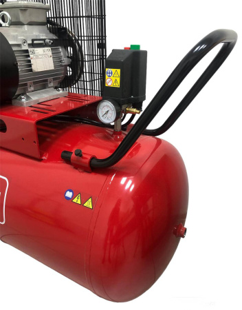 Поршневой компрессор BK114-200L-5.5T ADVANCE