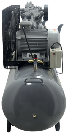Поршневой компрессор LT100-500L