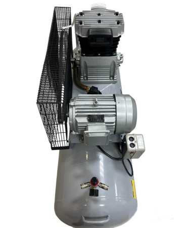 Поршневой компрессор STS200/600